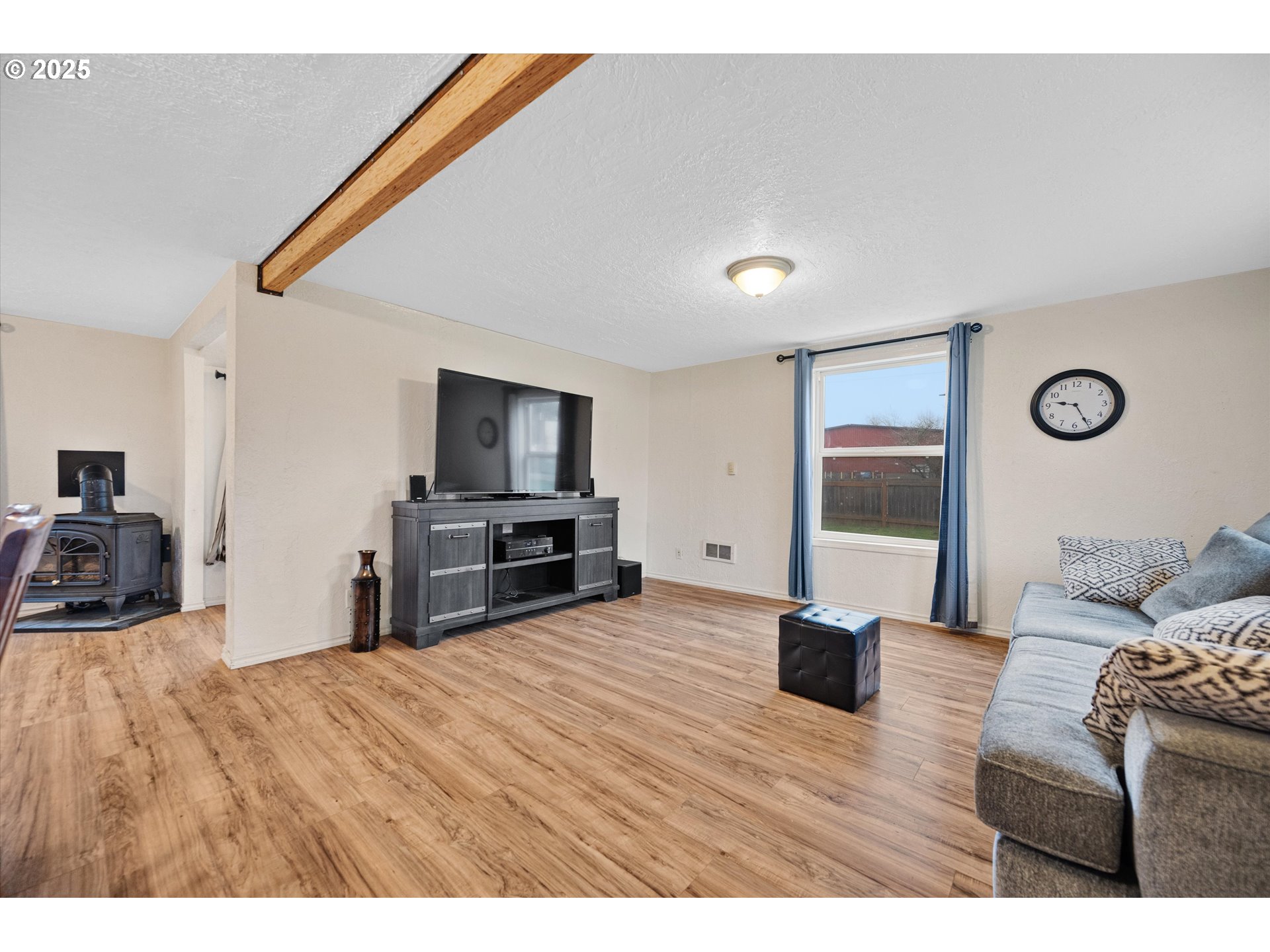 352 Northeast Polk Station Road Dallas, OR 97338 - Photo 8 of 27