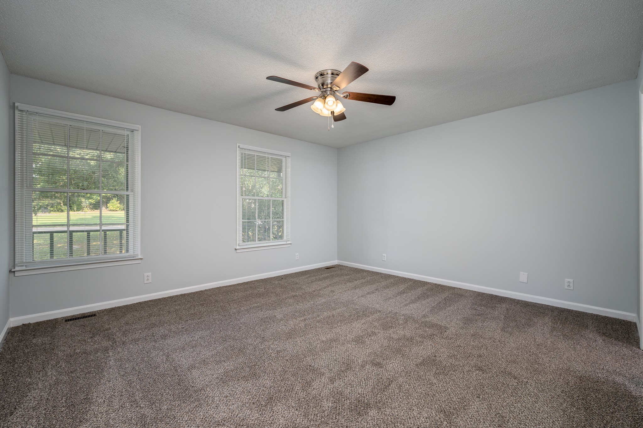 1636 Bevard Road Clarksville, TN 37042 - Photo 13 of 18 Gallery Image 13