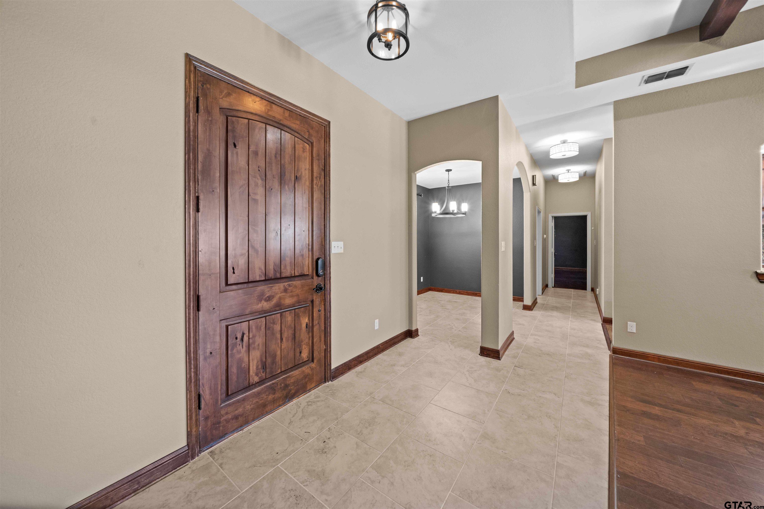 17153 County Road 1108 Flint, TX 75762 - Photo 34 of 45 a view of a hallway with wooden floor