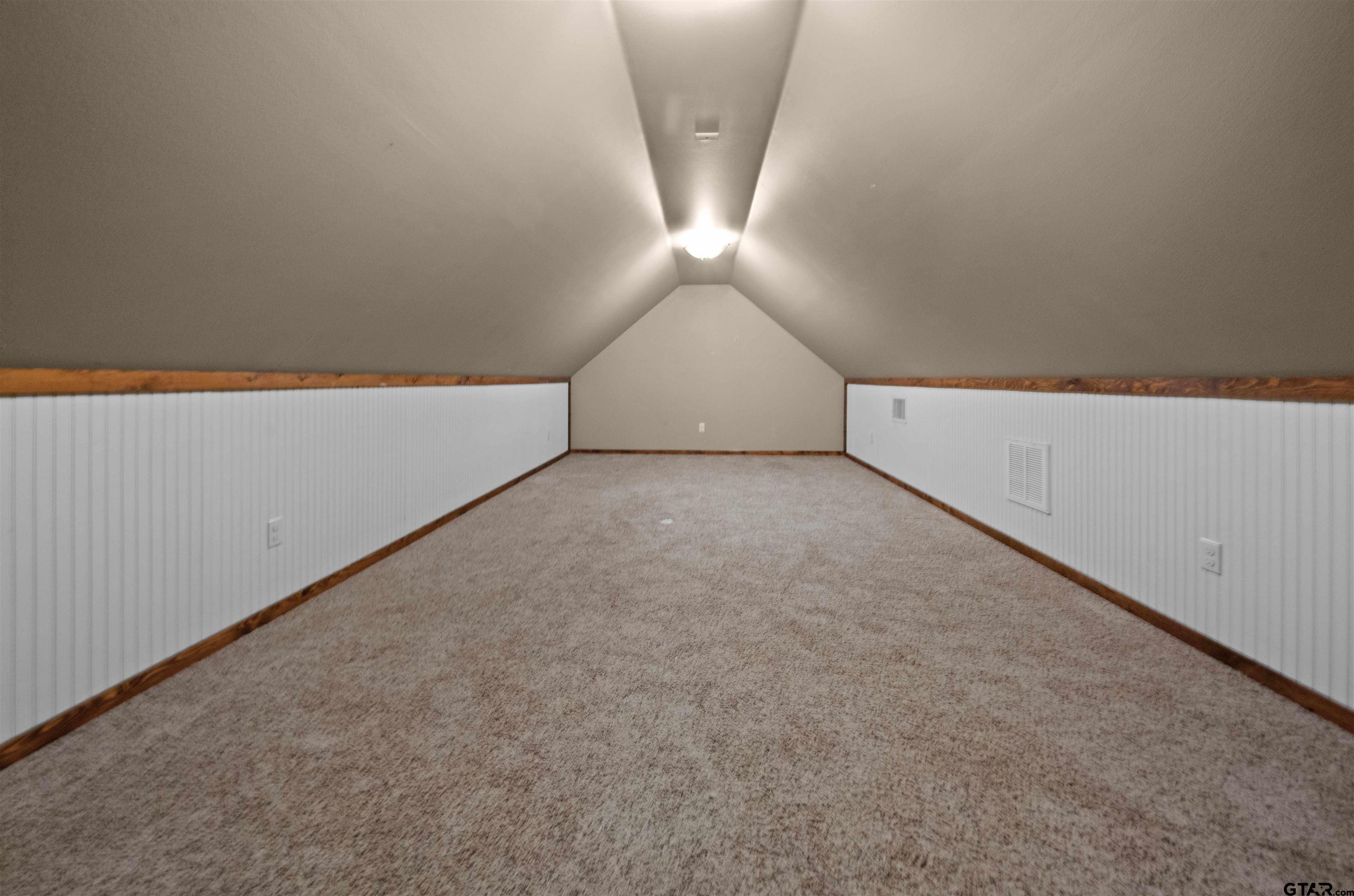 17153 County Road 1108 Flint, TX 75762 - Photo 39 of 45 a view of a big room with a ceiling fan