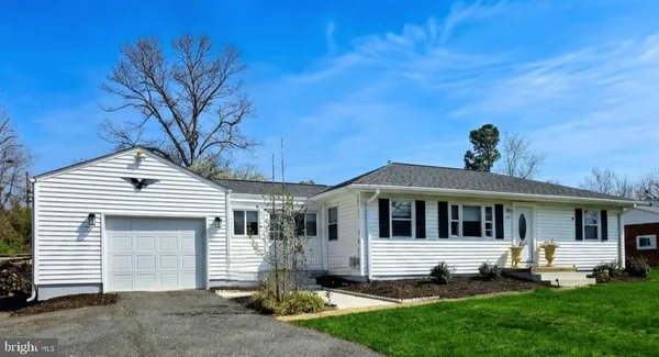$850,000 | 6421 Inwood Drive, Springfield, VA 22150