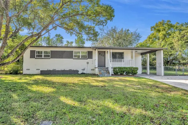 $2,000 | 3202 Drake Drive, Orlando, FL 32810