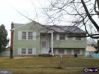 18 Sunnybrook Road Stratford, NJ 08084 - Photo 1 of 1 Gallery Image 1