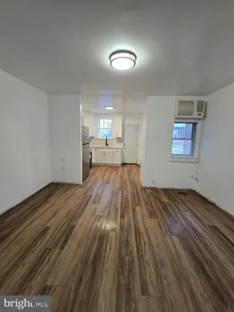 $1,800 | 94-00 West Nedro Avenue, Philadelphia, PA 19120
