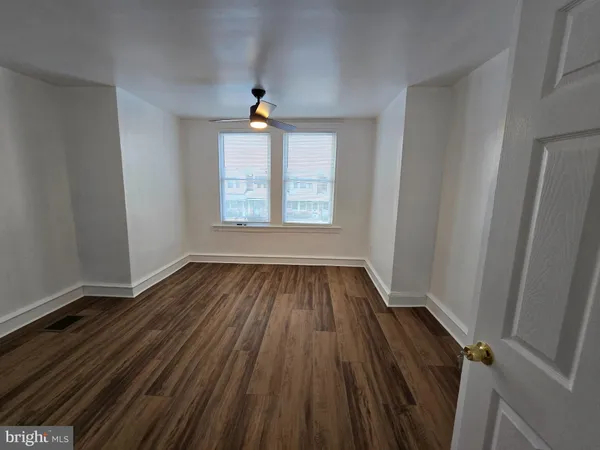 $1,800 | 94-00 West Nedro Avenue, Philadelphia, PA 19120