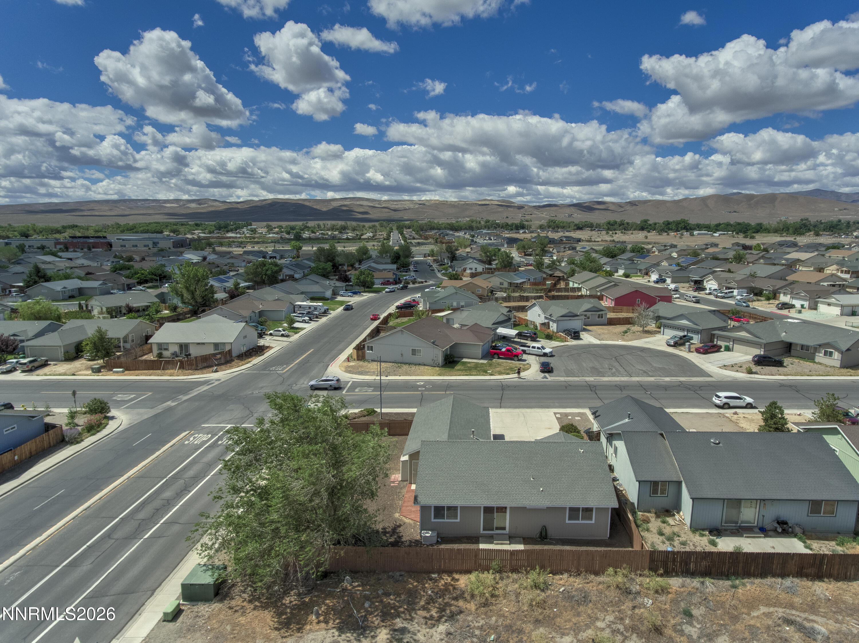 270 Emigrant Way Fernley, NV 89408 - Photo 27 of 29 Emigrant41