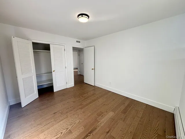 $4,300 | 225 Cleveland Avenue, Mineola, NY 11501