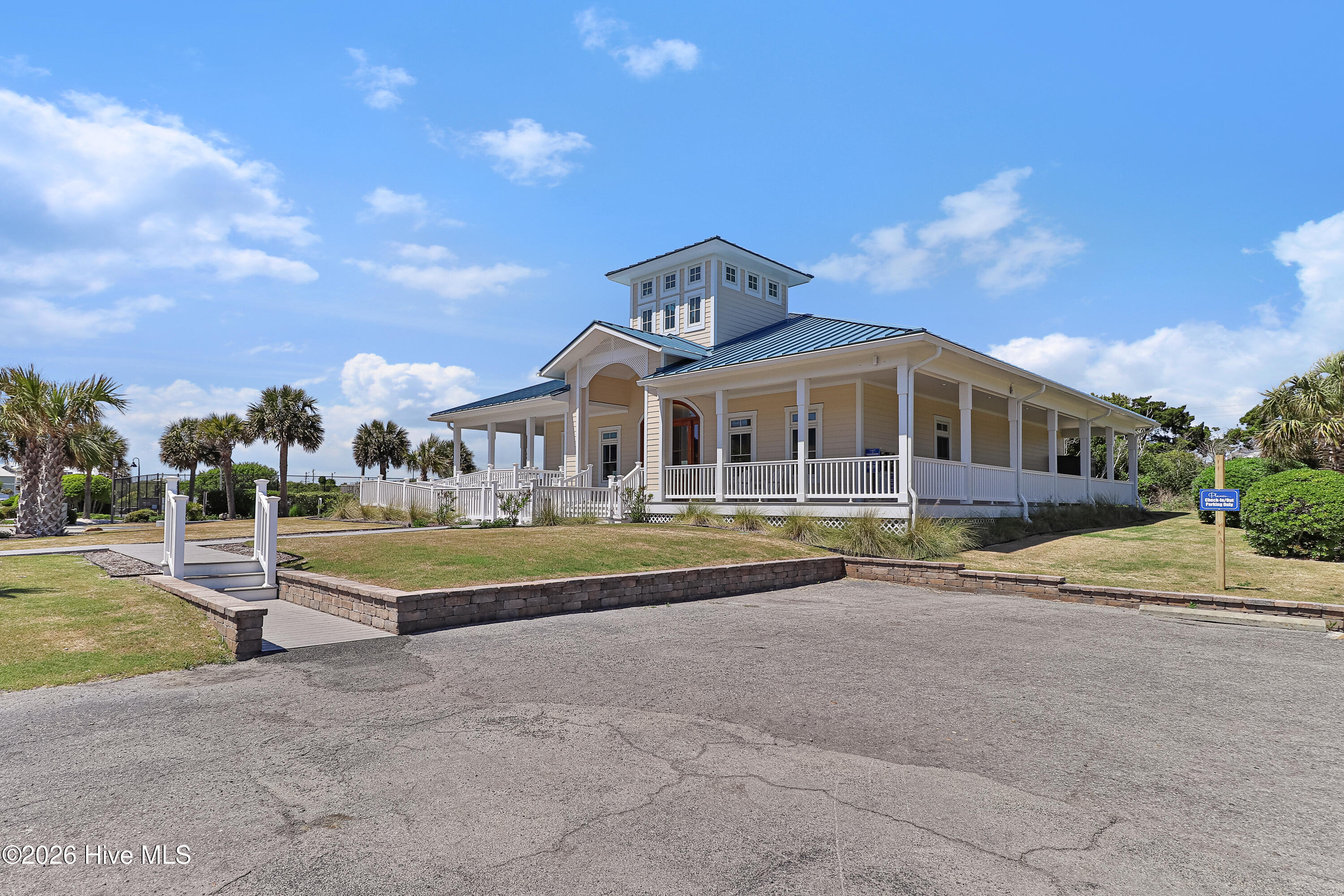 1904 East Fort Macon Road, Unit 355 Atlantic Beach, NC 28512 - Photo 34 of 51 Club house