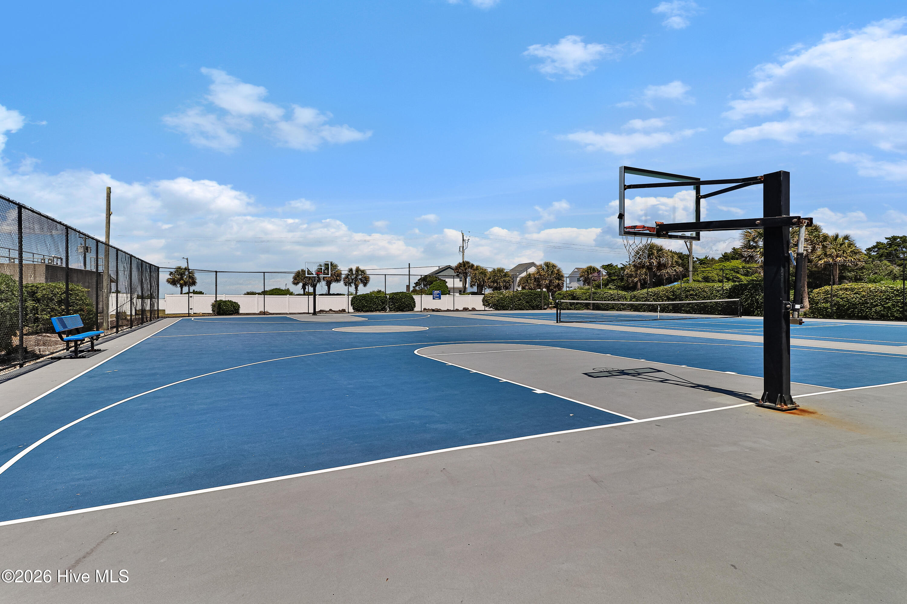 1904 East Fort Macon Road, Unit 355 Atlantic Beach, NC 28512 - Photo 37 of 51 Basketball and tennis courts
