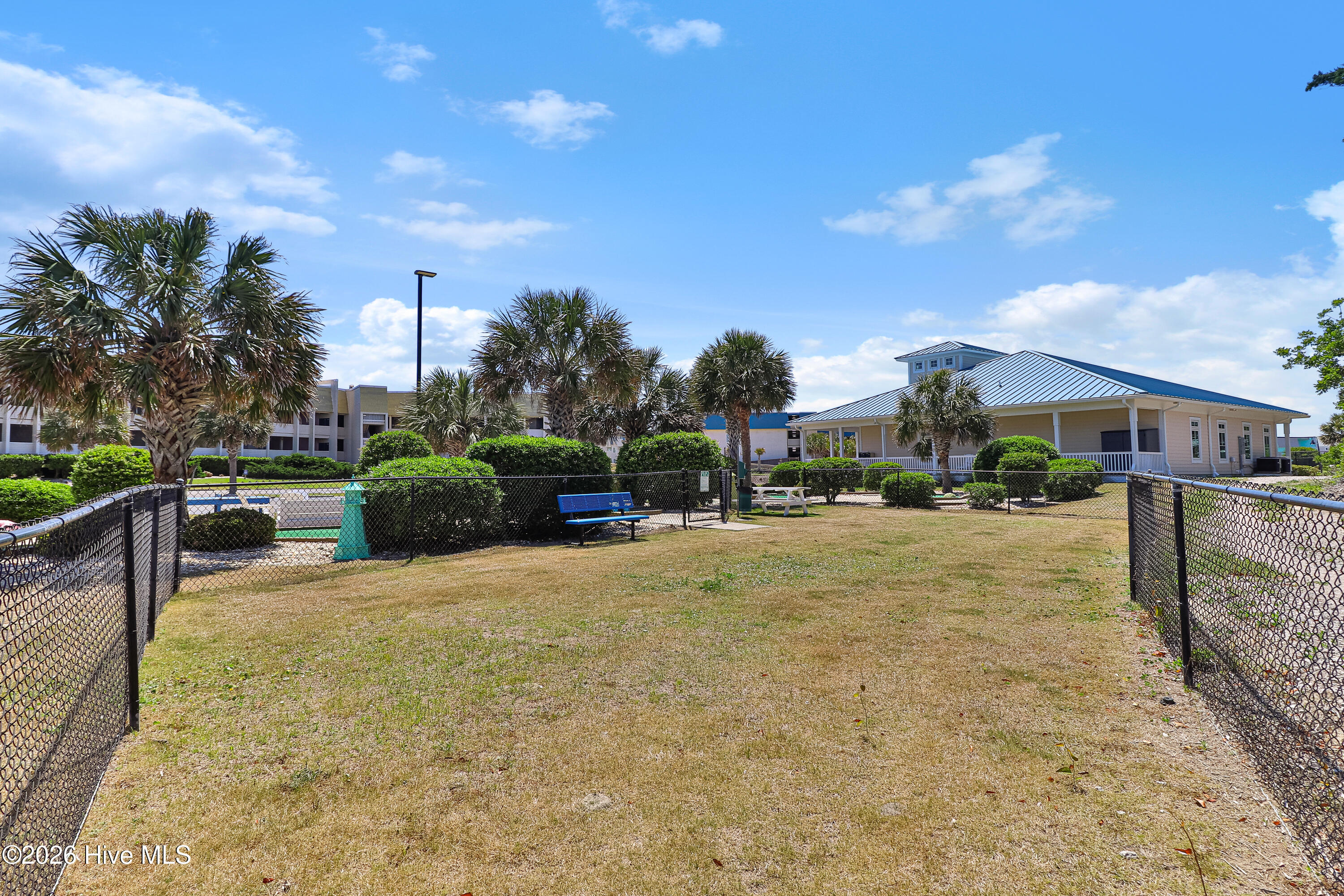 1904 East Fort Macon Road, Unit 355 Atlantic Beach, NC 28512 - Photo 42 of 51 Dog park