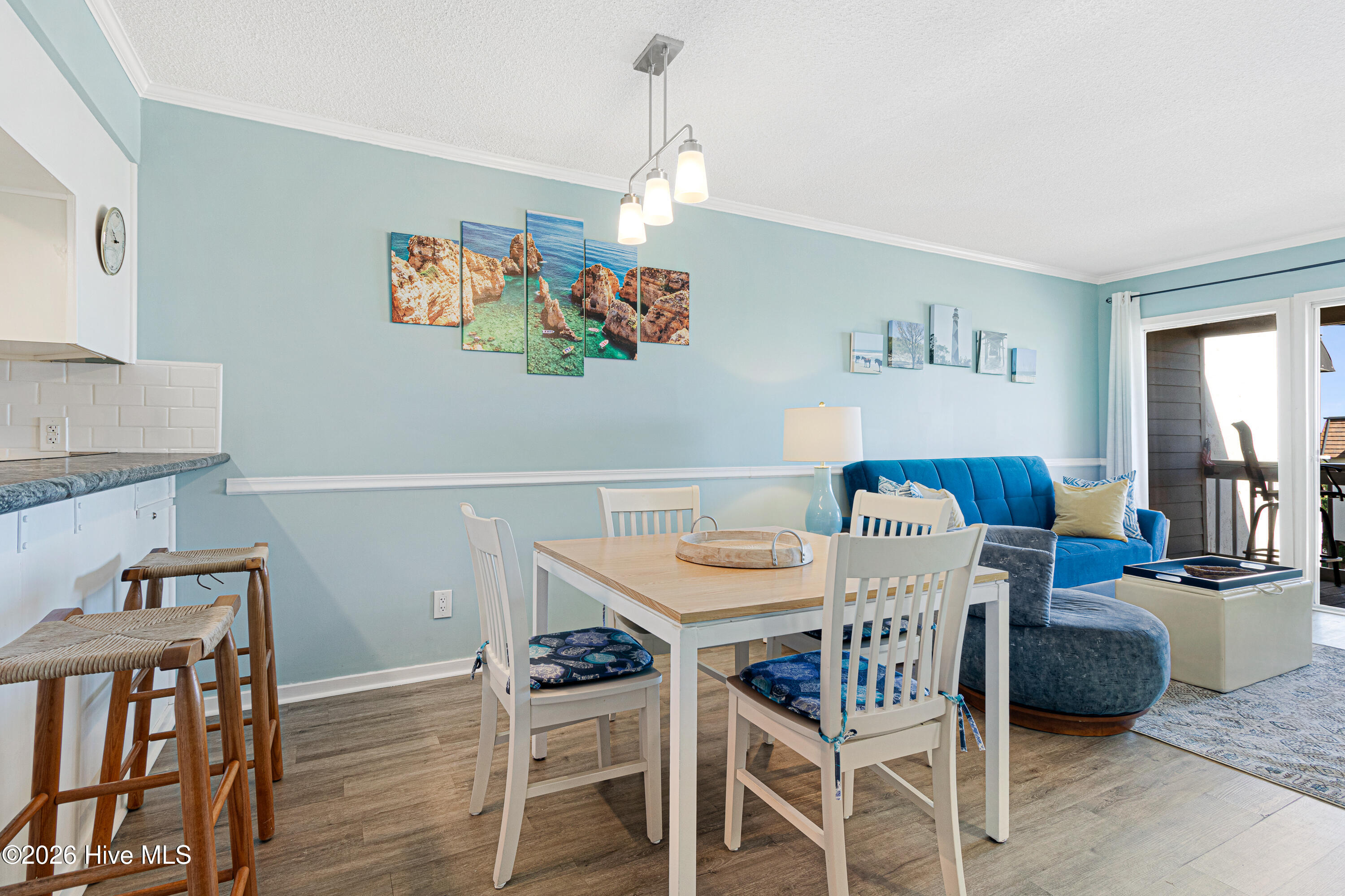 1904 East Fort Macon Road, Unit 355 Atlantic Beach, NC 28512 - Photo 7 of 51 Dining area
