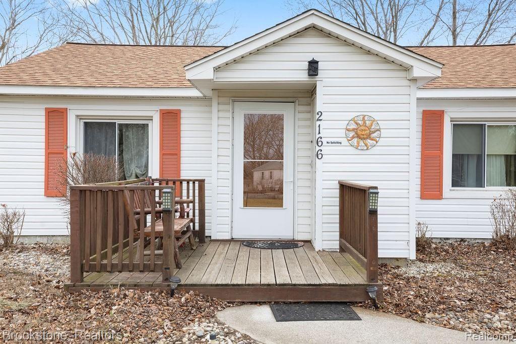 2166 Howe Road Burton, MI 48519 - Photo 18 of 24 GO0A9380.jpg
