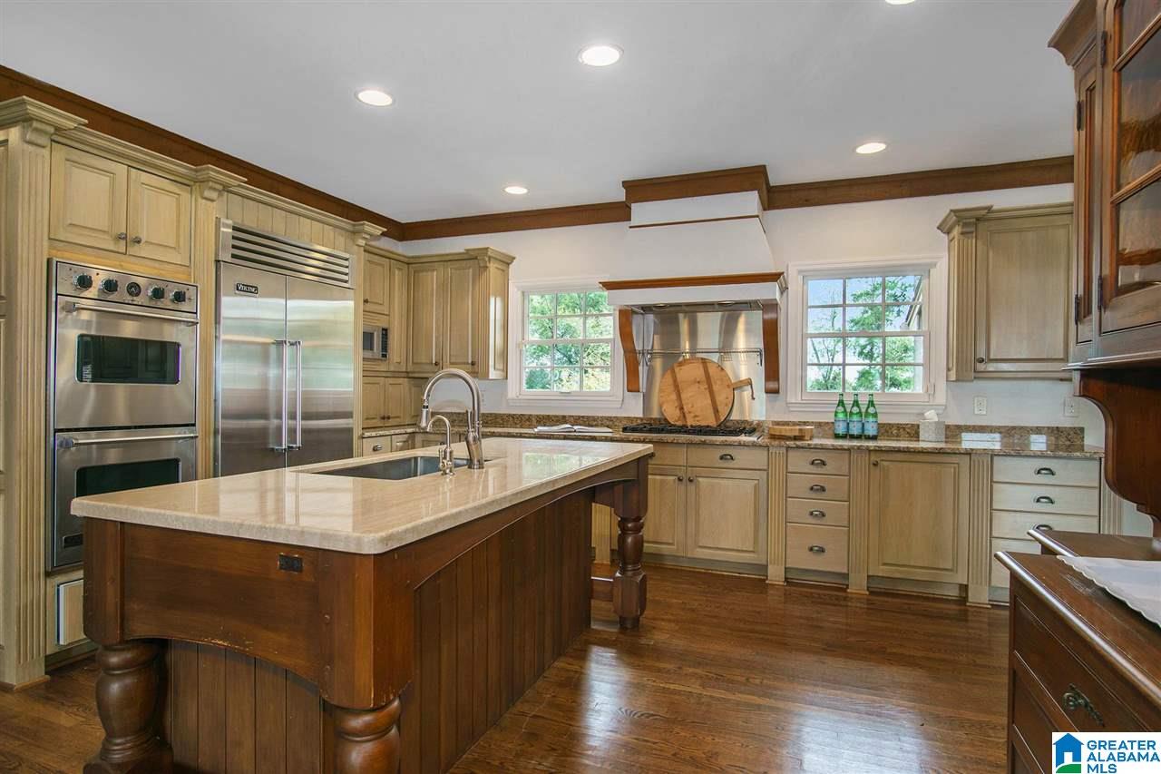 1928 Shades Crest Road Birmingham, AL 35216 - Photo 14 of 49