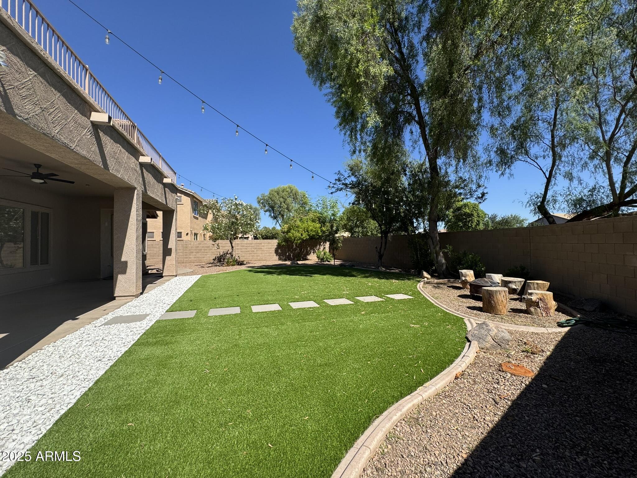 2671 South Dragoon Drive Chandler, AZ 85286 - Photo 40 of 41 a view of a backyard with a garden