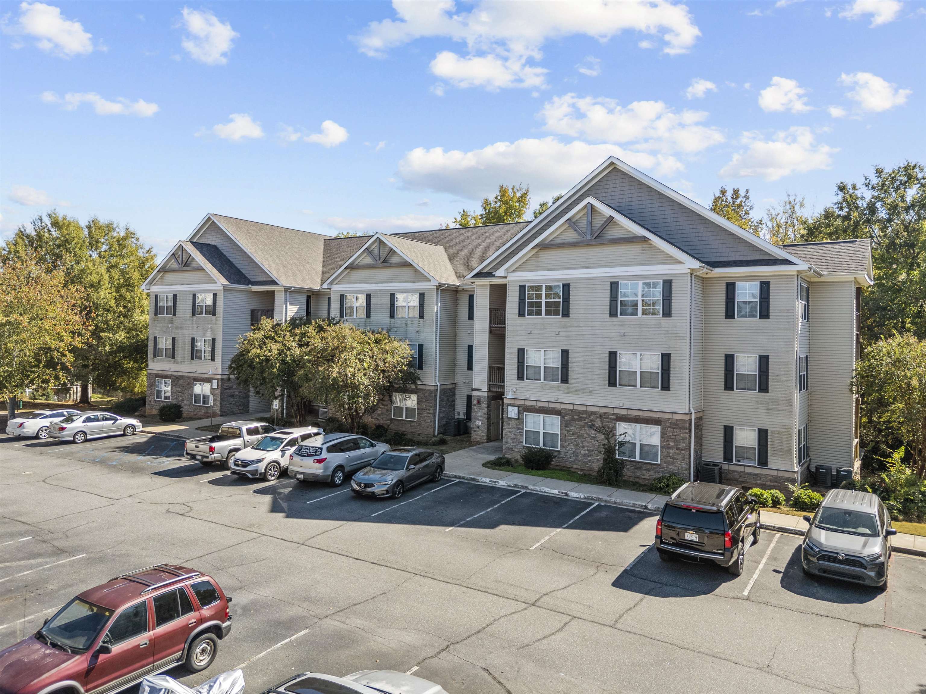 231 Lookover Drive Anderson, SC 29621 - Photo 4 of 36