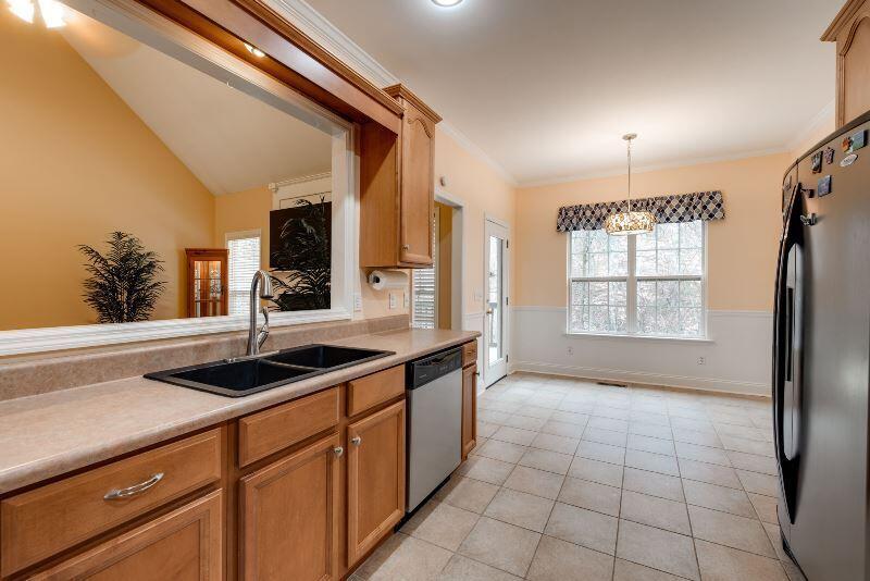 122 Mapleton Ridge Drive Northwest Cleveland, TN 37312 - Photo 36 of 64 KITCHEN