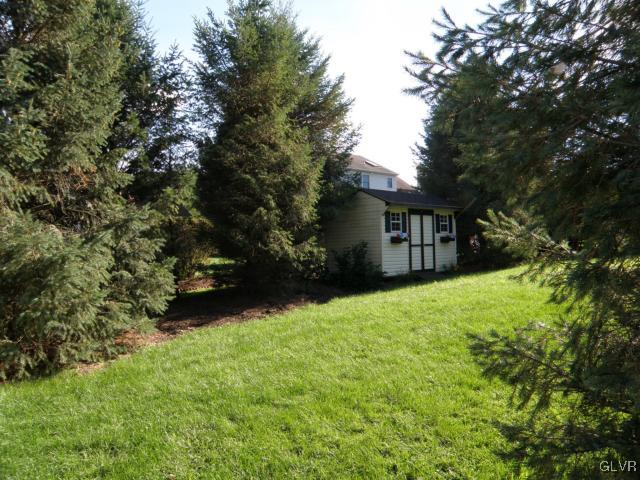 4070 Ruth Road Bethlehem, PA 18020 - Photo 33 of 36 Gallery Image 33
