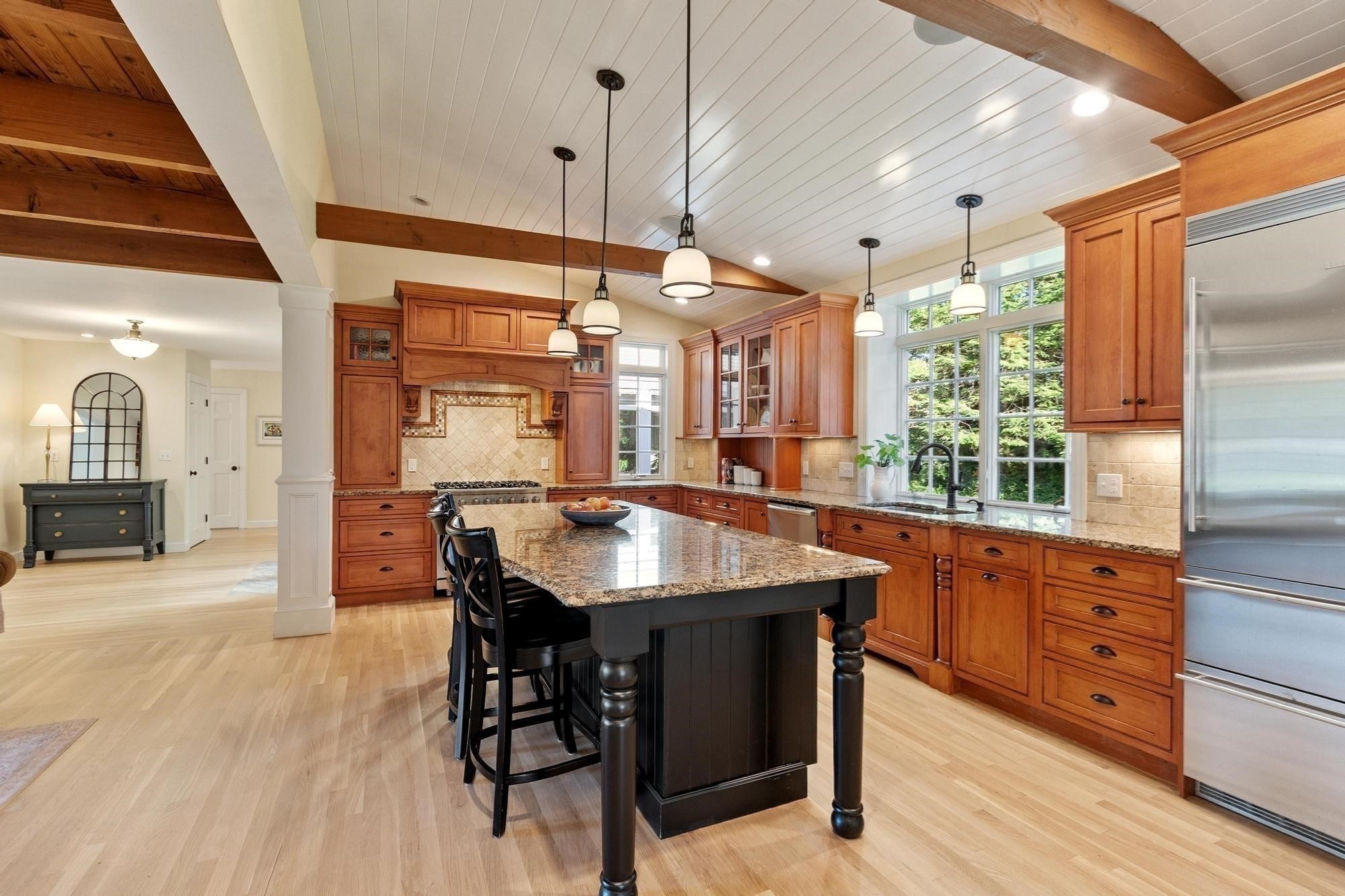 24 Chamberlain Road Westford, MA 01886 - Photo 7 of 41 Gallery Image 7