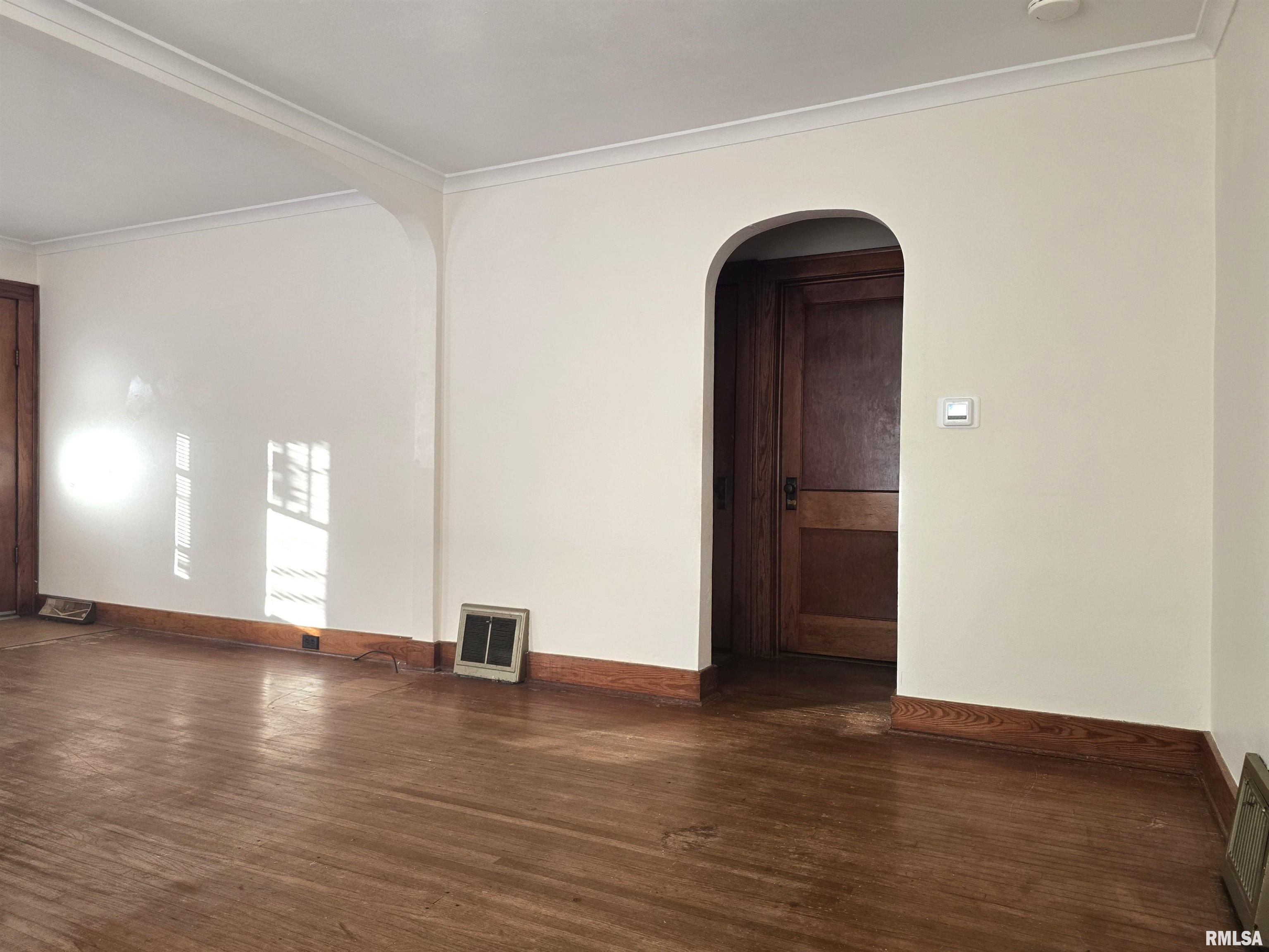 1321 Center Street Pekin, IL 61554 - Photo 11 of 24