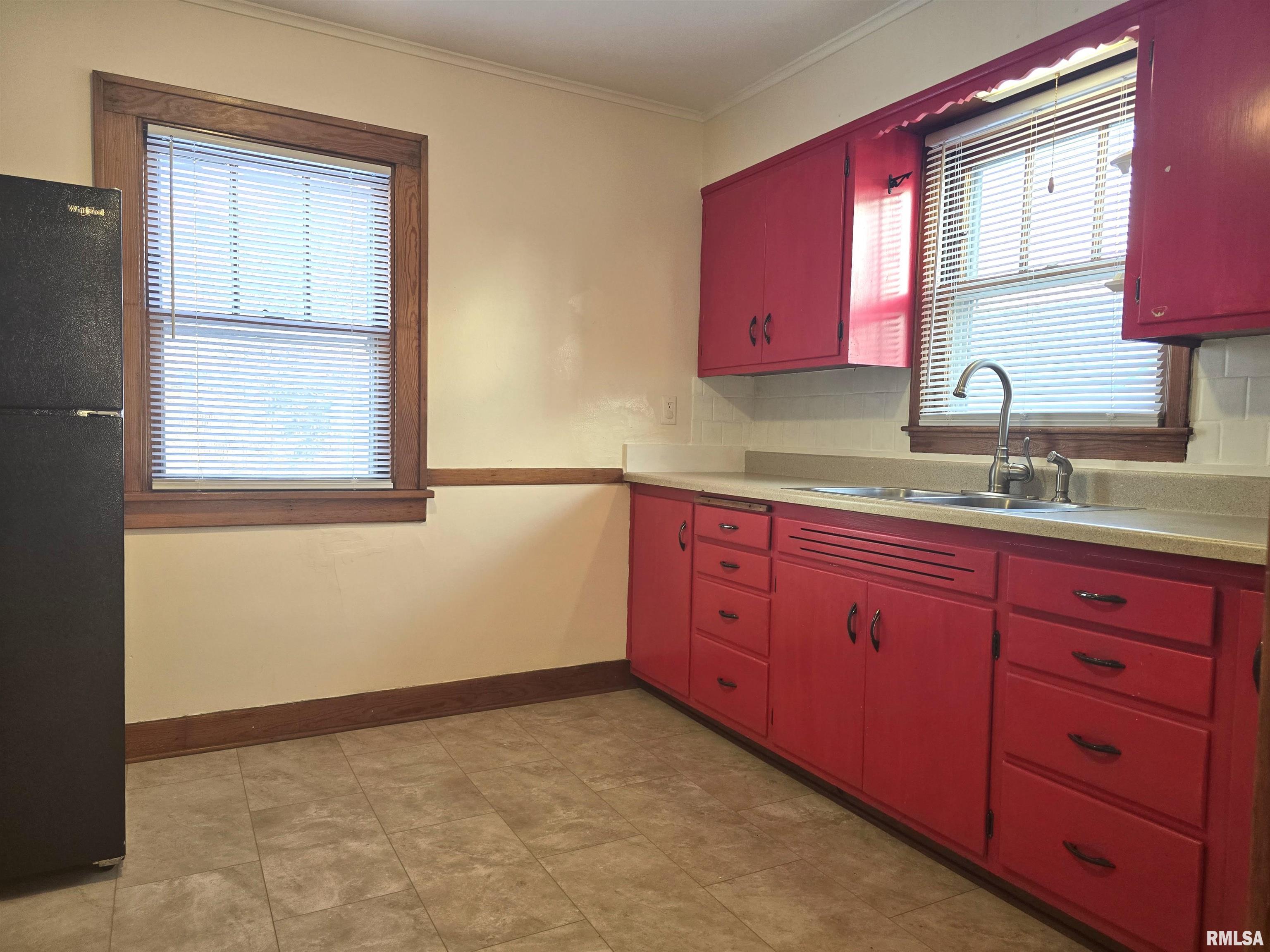 1321 Center Street Pekin, IL 61554 - Photo 12 of 24