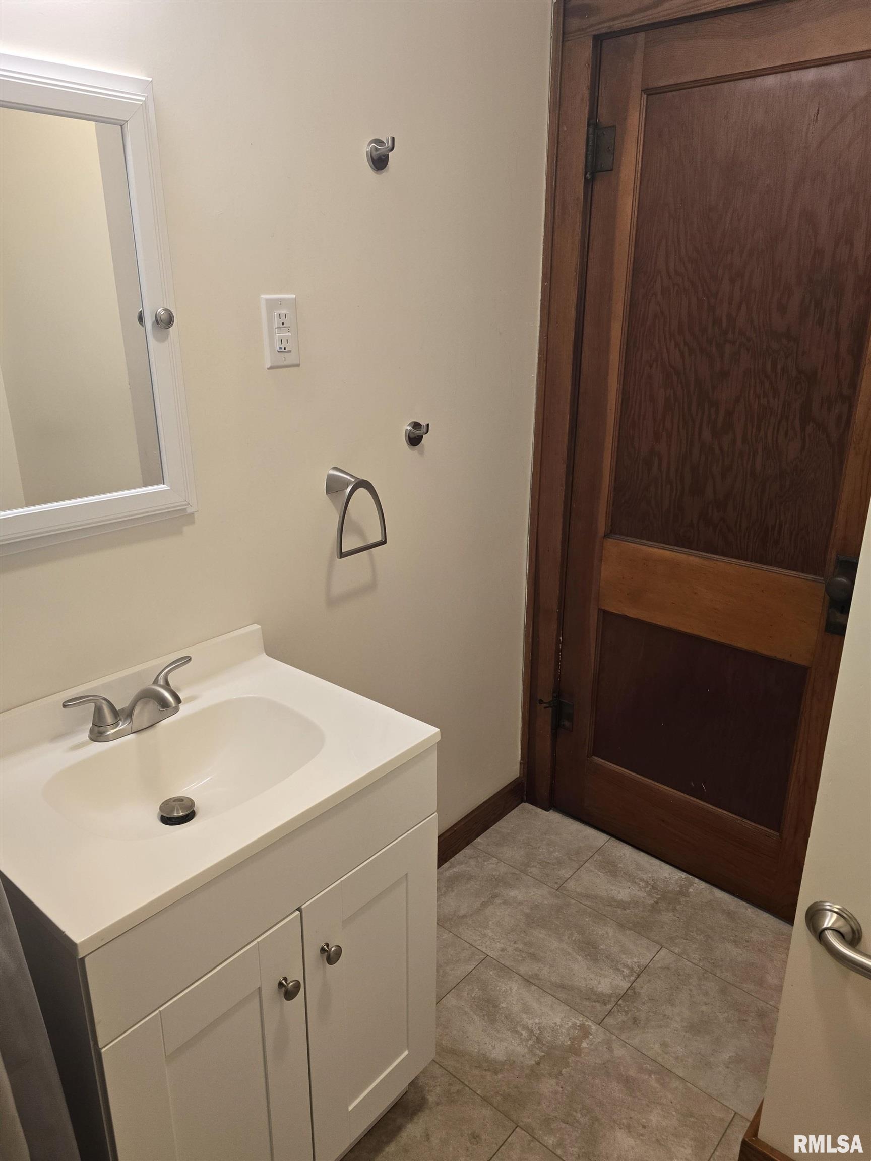 1321 Center Street Pekin, IL 61554 - Photo 19 of 24