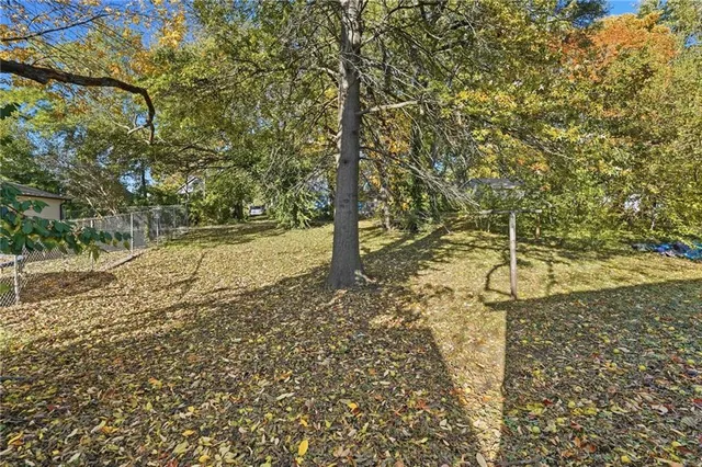 $120,000 | 816 South Woodland Avenue, Independence, MO 64052