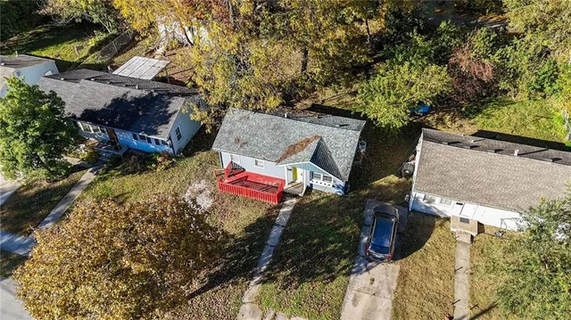 $120,000 | 816 South Woodland Avenue, Independence, MO 64052