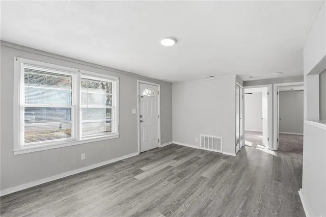 $120,000 | 816 South Woodland Avenue, Independence, MO 64052