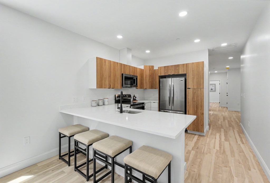 71 Portland Street, Unit 101 Haverhill, MA 01830 - Photo 6 of 23