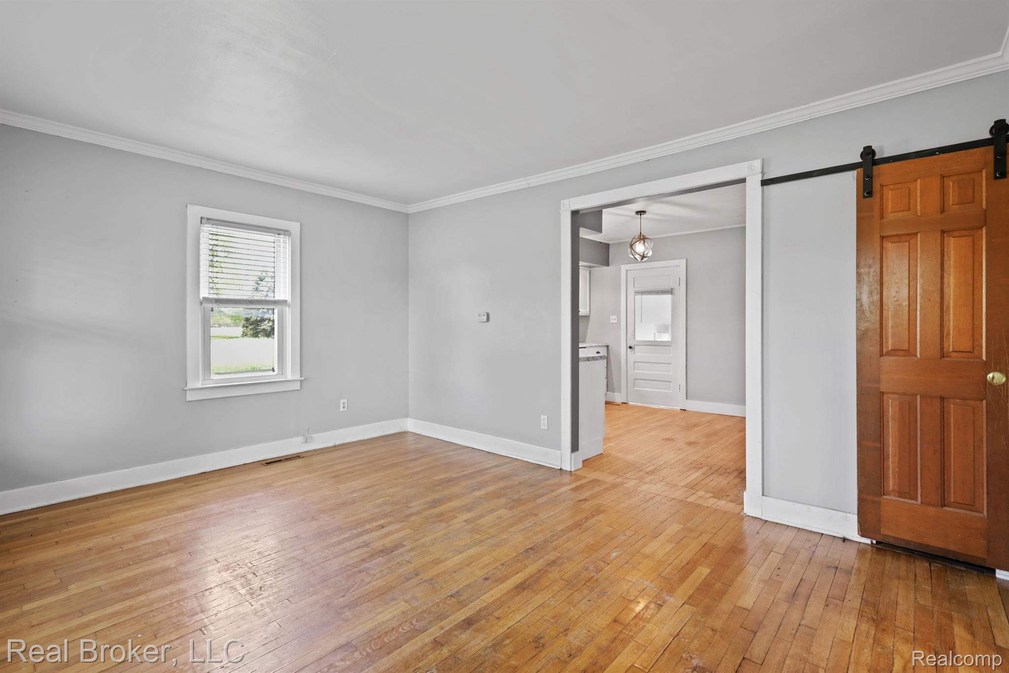 8007 Pettit Road Birch Run, MI 48415 - Photo 8 of 20 Gallery Image 8