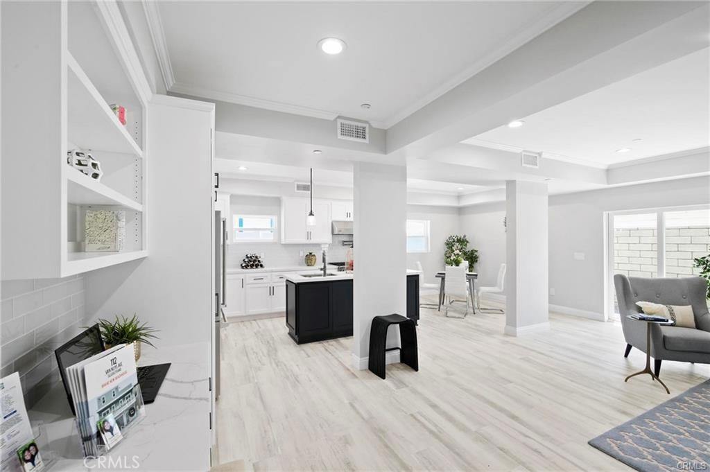 112 Van Nuys Avenue Oxnard, CA 93035 - Photo 8 of 58