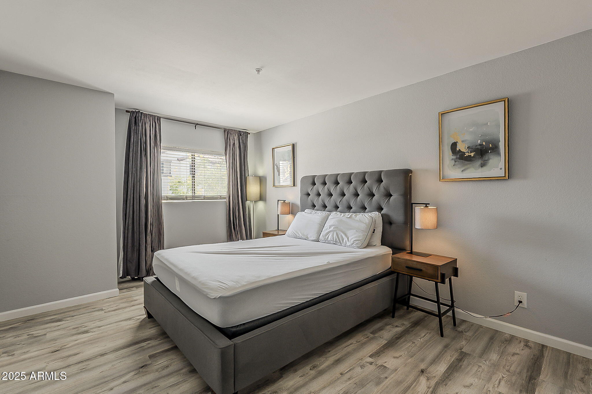 7510 East Thomas Road, Unit 124 Scottsdale, AZ 85251 - Photo 15 of 25 Spacious bedroom