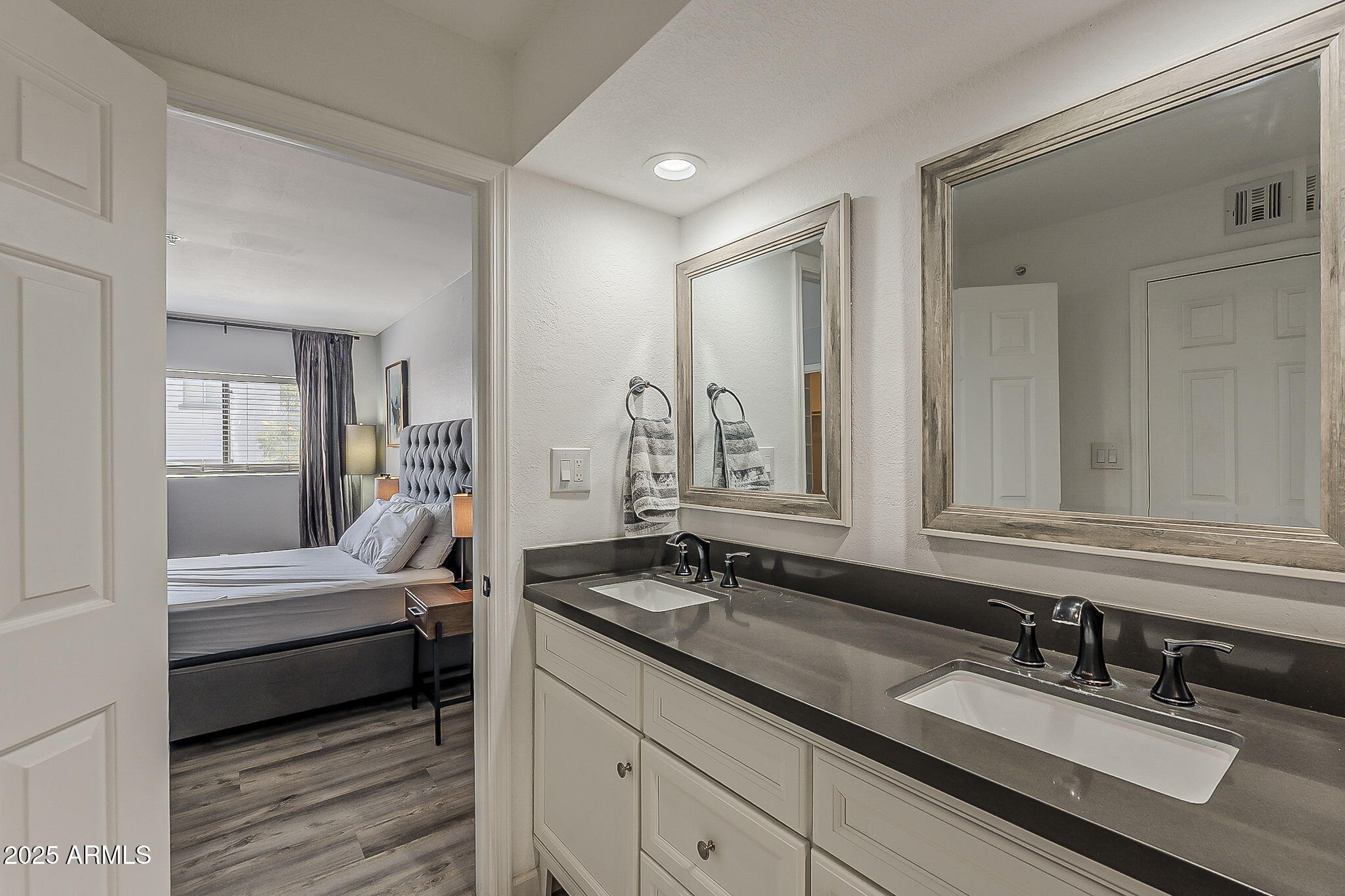 7510 East Thomas Road, Unit 124 Scottsdale, AZ 85251 - Photo 20 of 25 Right off the bedroom