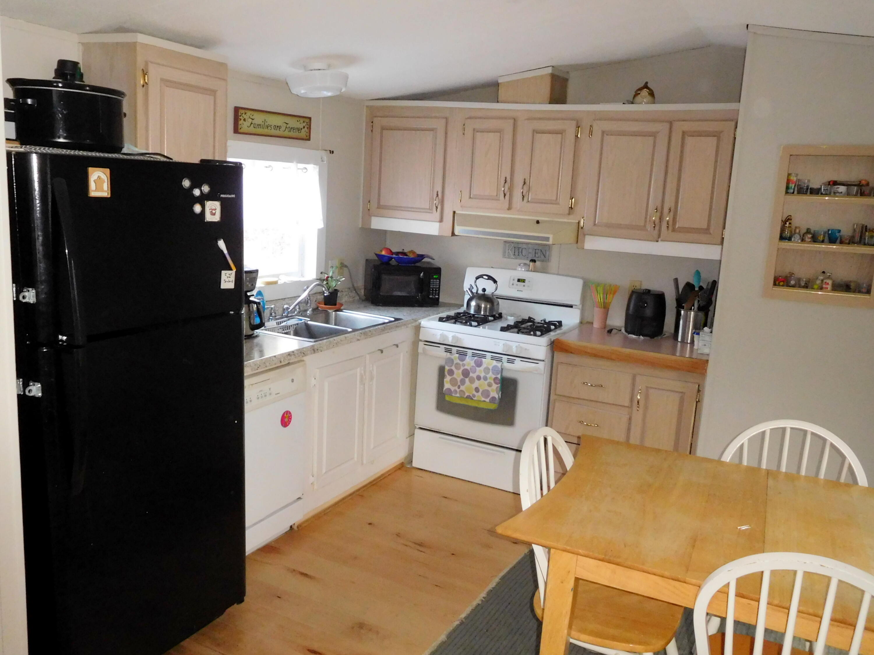 1038 Portland Road, Unit 19 Saco, ME 04072 - Photo 7 of 20