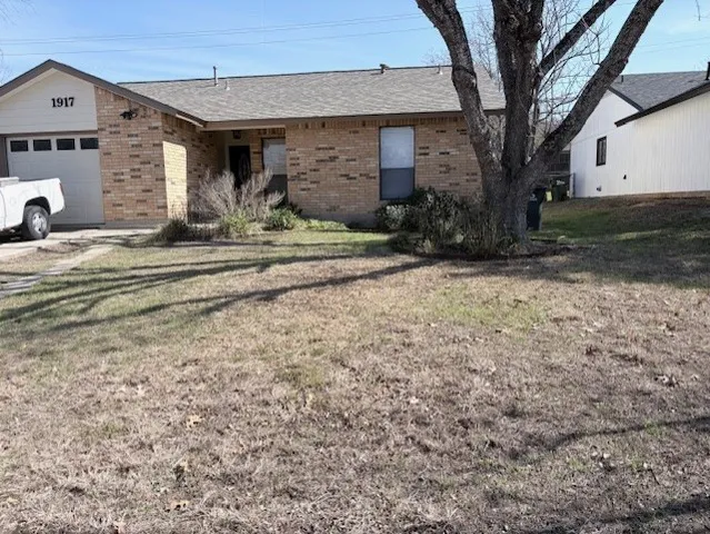 $1,695 | 1917 Castle Gate Circle, San Marcos, TX 78666