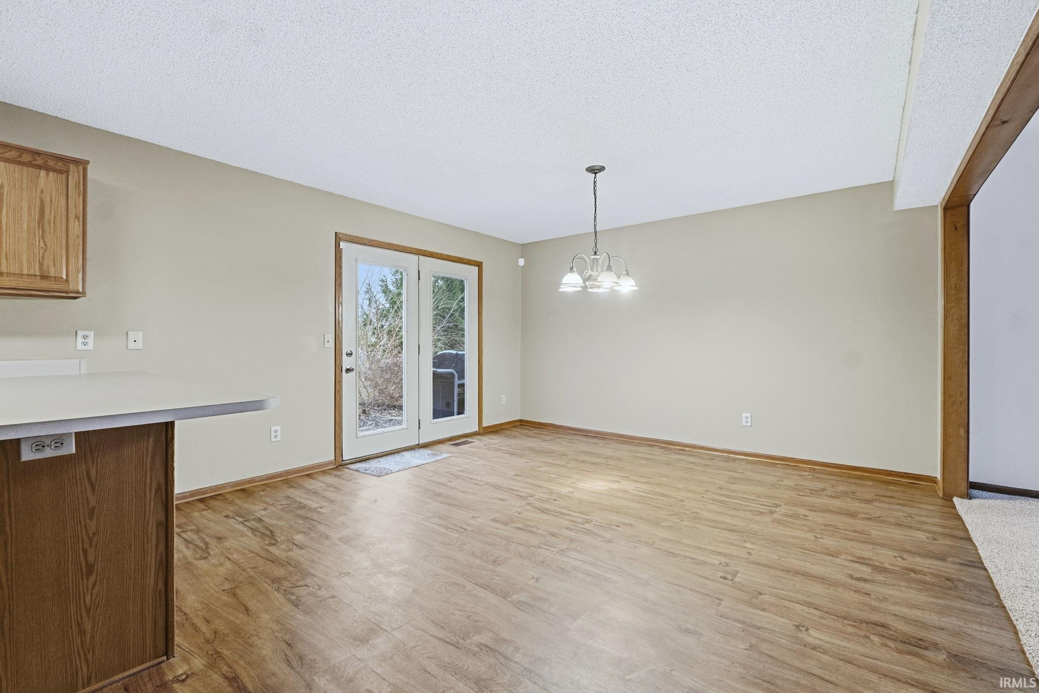 9406 Mill Ridge Run Fort Wayne, IN 46835 - Photo 12 of 34