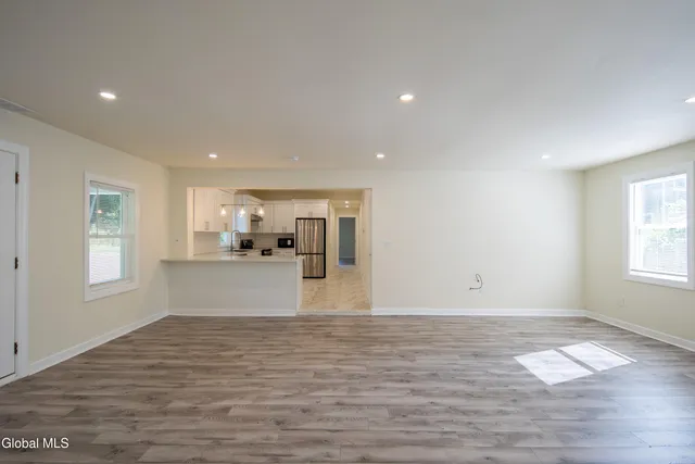 $2,150 | 489 Grooms Road, Unit C, Clifton Park, NY 12065