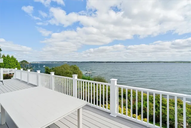 $5,000 | 90 Macomber Lane, Portsmouth, RI 02871