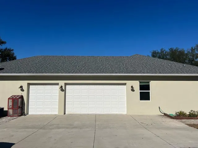 $689,999 | 22531 5th Street, Howey-in-the-Hills, FL 34737