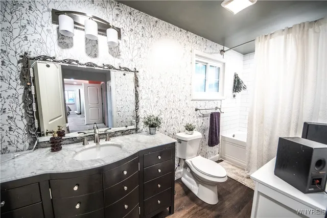 $699,900 | 9250 Greiner Road, Clarence, NY 14031