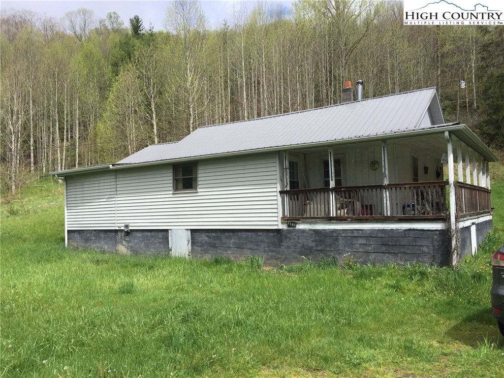 1140 Tucker Road Lansing, NC 28643 - Photo 2 of 17