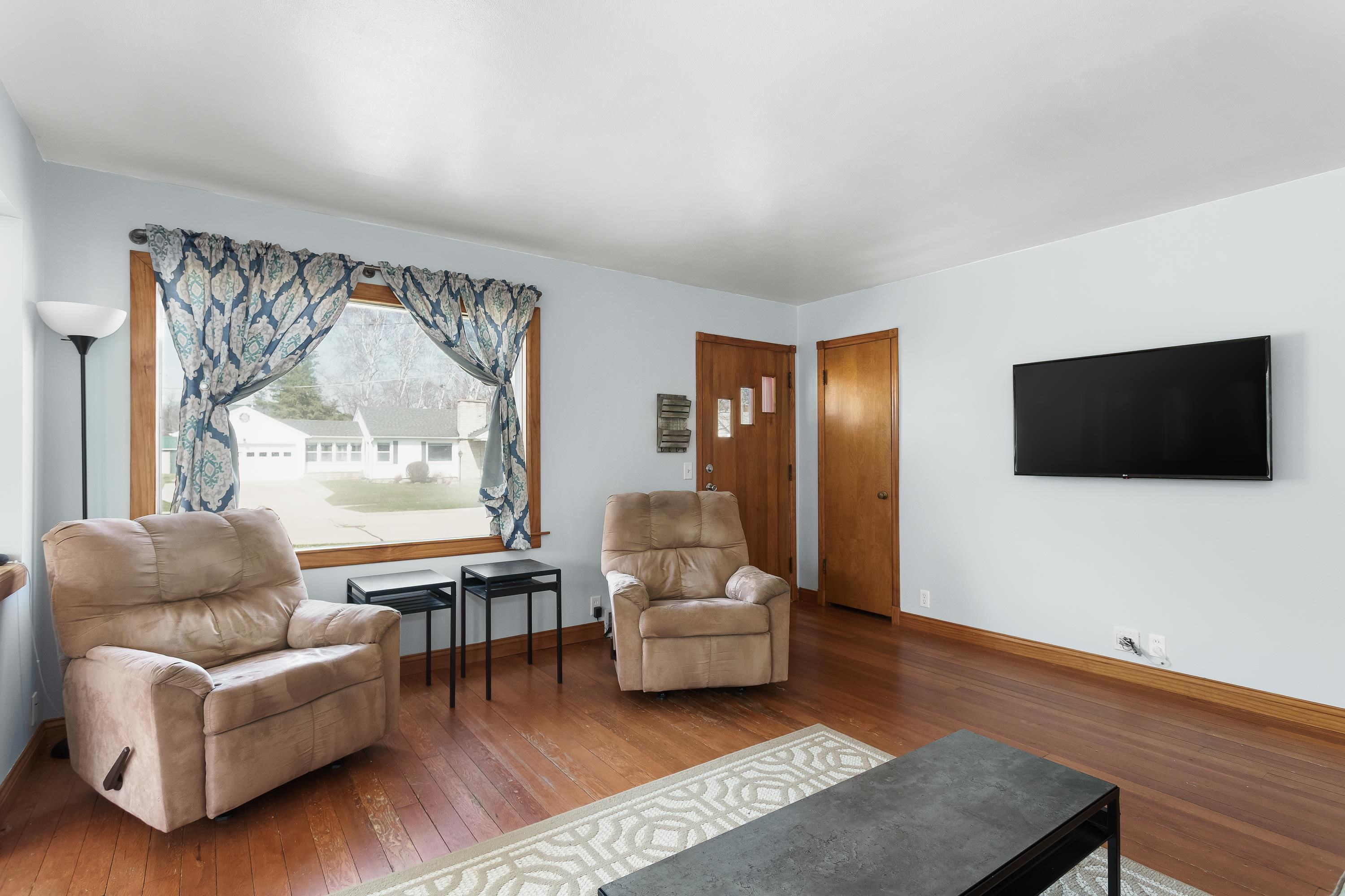 717 Harriette Street Fort Atkinson, WI 53538 - Photo 2 of 39