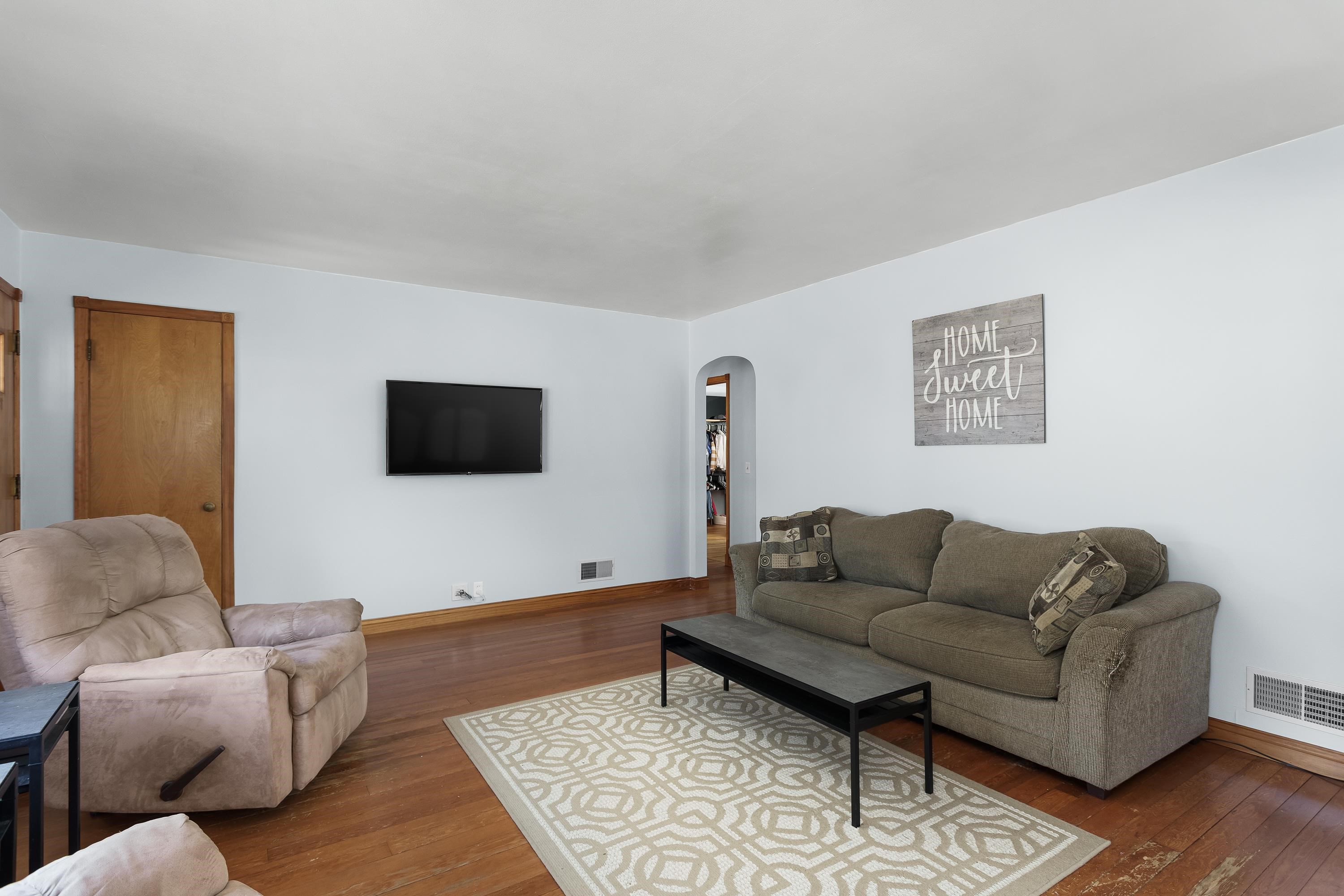 717 Harriette Street Fort Atkinson, WI 53538 - Photo 4 of 39