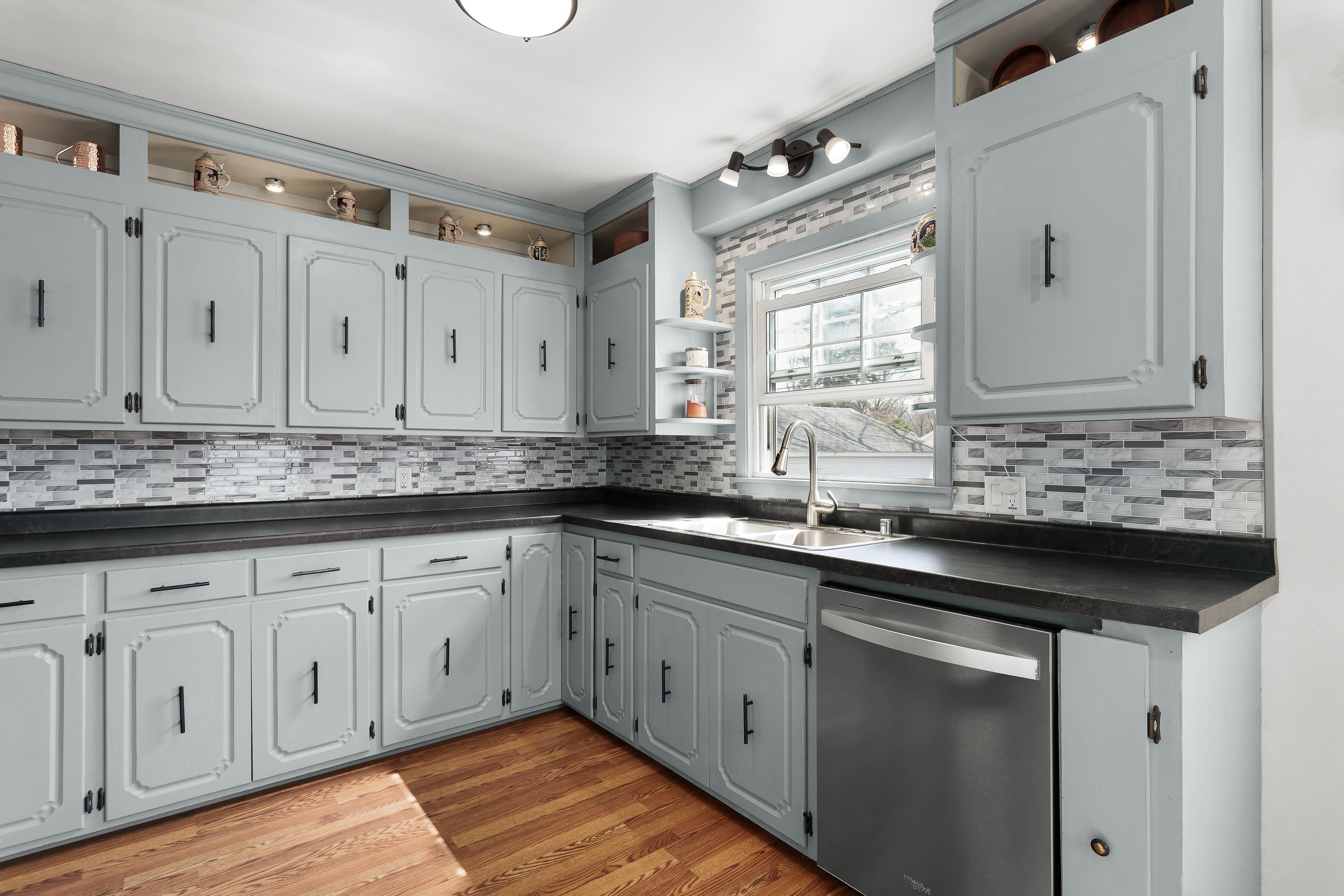 717 Harriette Street Fort Atkinson, WI 53538 - Photo 7 of 39