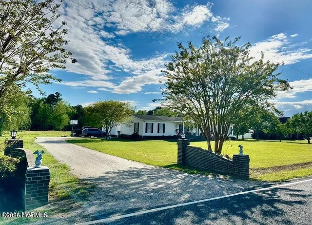 $275,000 | 13455 Rough And Ready Road, Cerro Gordo, NC 28430