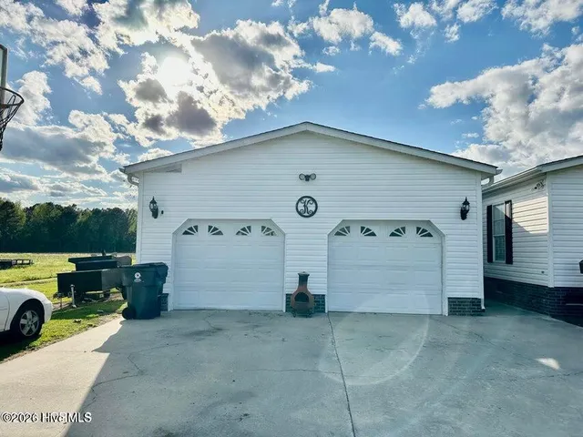 $275,000 | 13455 Rough And Ready Road, Cerro Gordo, NC 28430