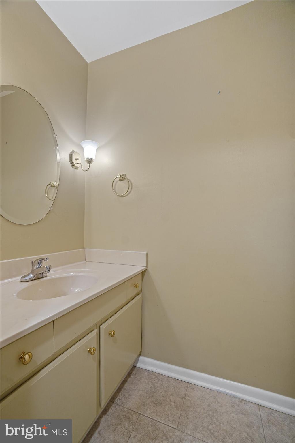 2027 Crescent Road York, PA 17403 - Photo 14 of 43