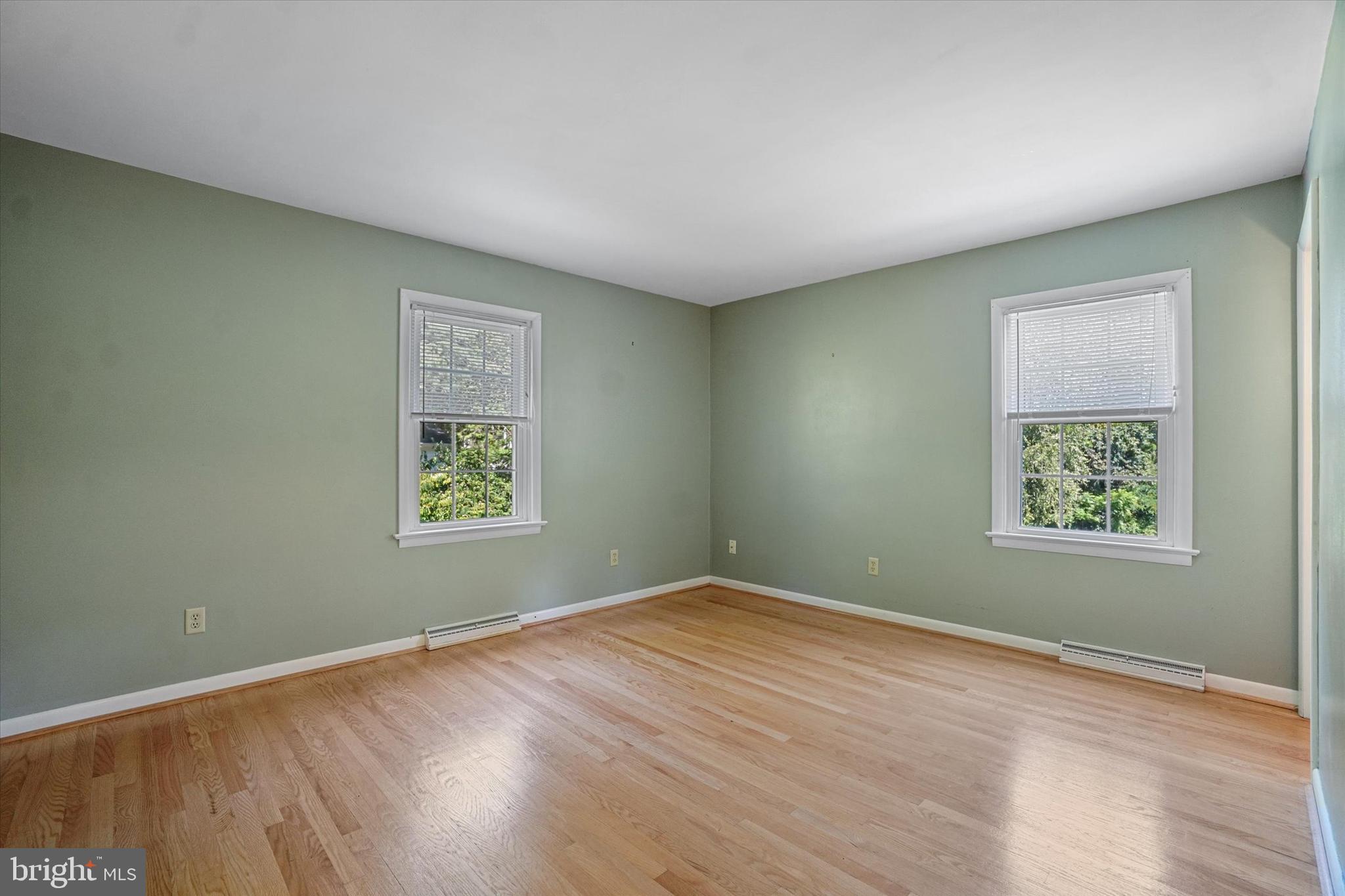 2027 Crescent Road York, PA 17403 - Photo 18 of 43