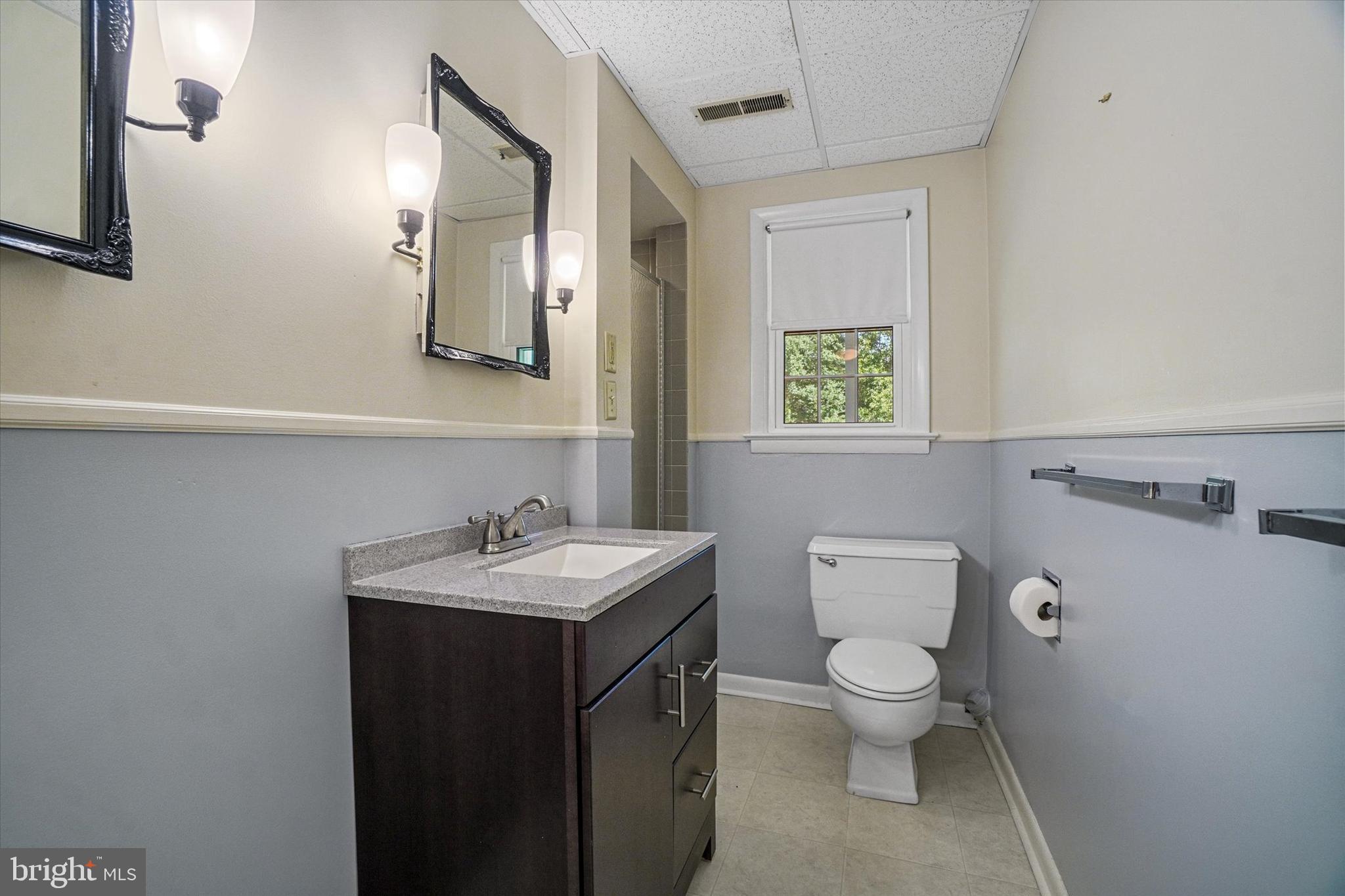 2027 Crescent Road York, PA 17403 - Photo 21 of 43