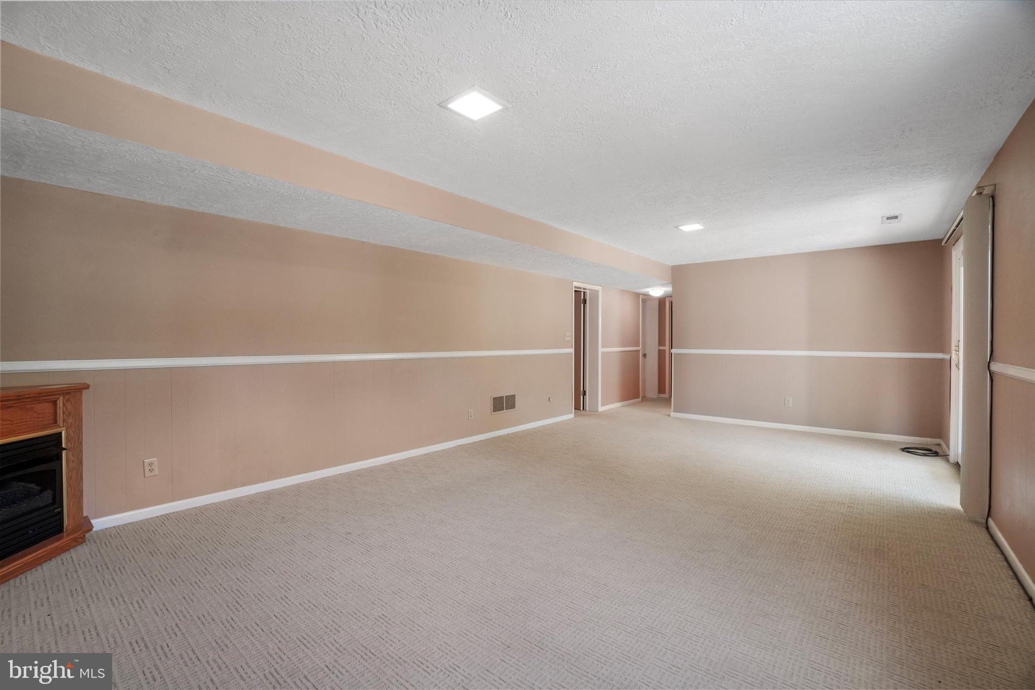 2027 Crescent Road York, PA 17403 - Photo 23 of 43